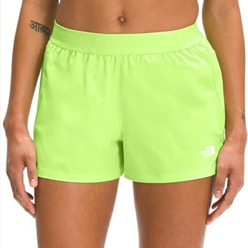 THE NORTH FACE Women's Wander Performance Short, Sharp Green Size Medium